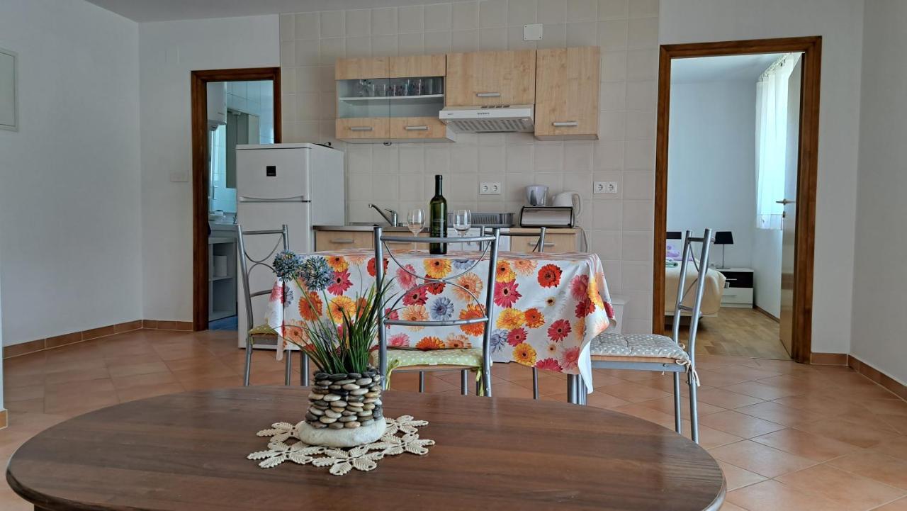 Cozy Apartments Baska Экстерьер фото