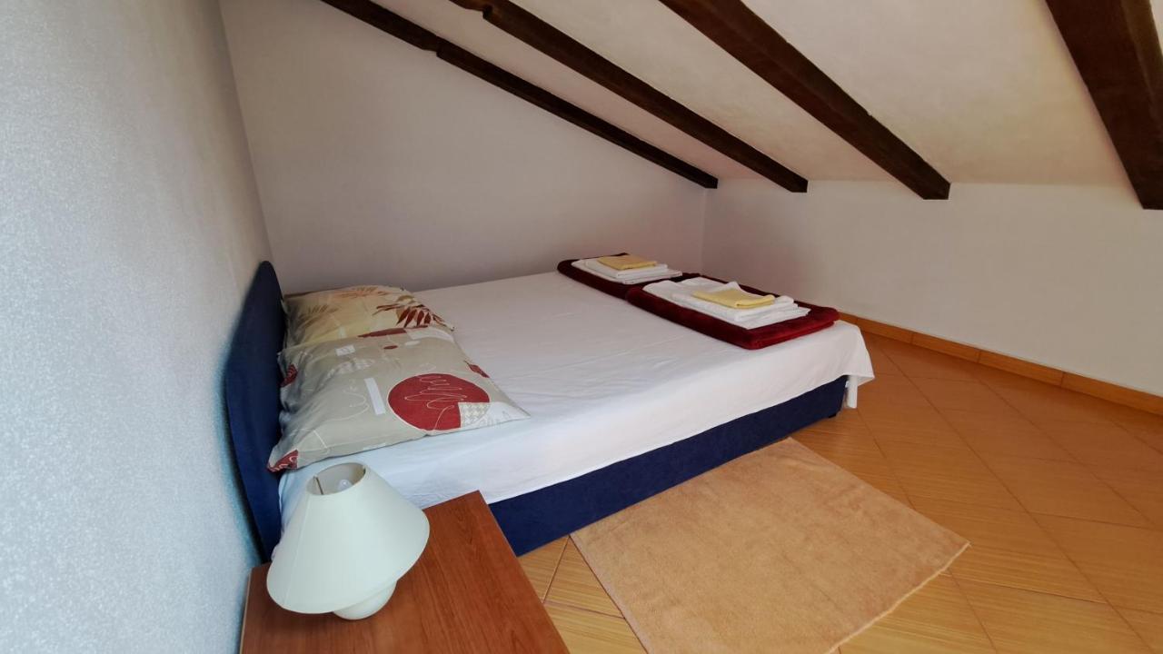Cozy Apartments Baska Экстерьер фото